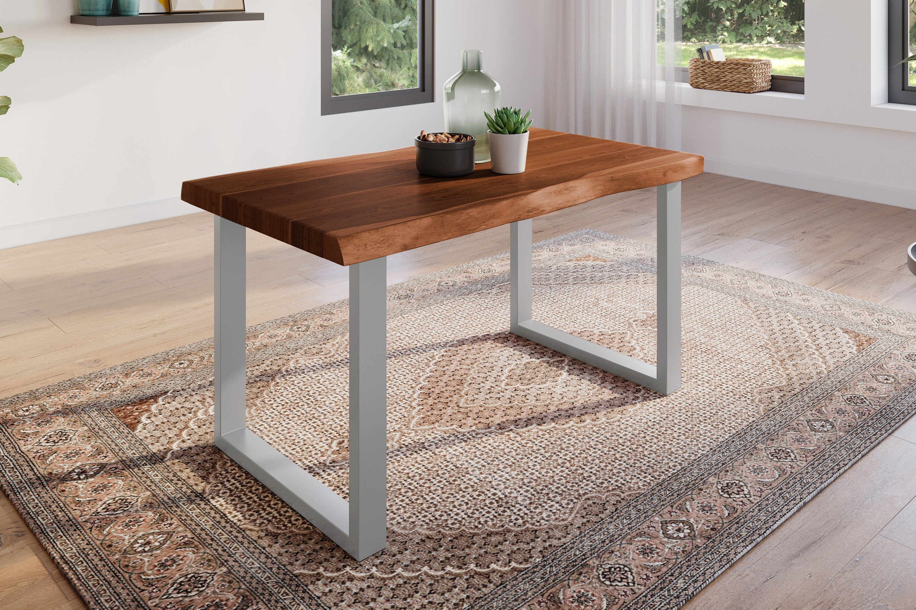 Esstisch Baumkante massiv Akazie Nussbaum 140 x 80 U-Gestell silber ATLAS