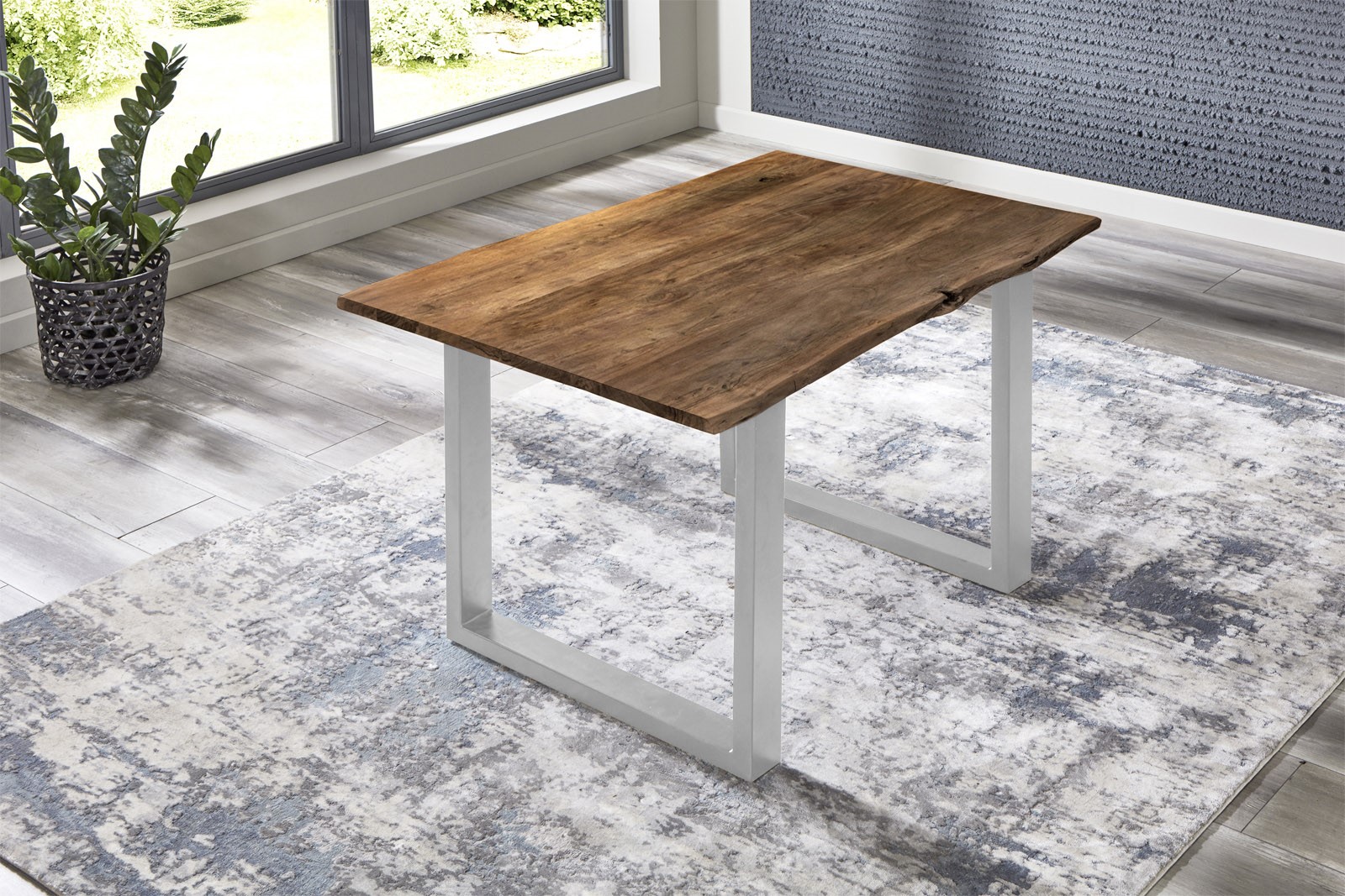 Esstisch Baumkante massiv Akazie nussbaumfarben 120 x 80 cm silber U-Gestell BILLY Esstisch Baumkante massiv Akazie nussbaumfarben 120 x 80 cm silber U-Gestell BILLY