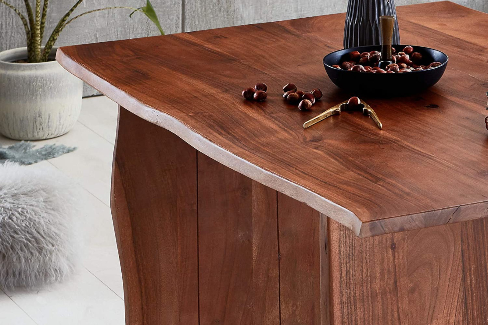 Trendiger Esszimmertisch Baumkante 160 cm Akazie massiv nussbaumfarben Henry