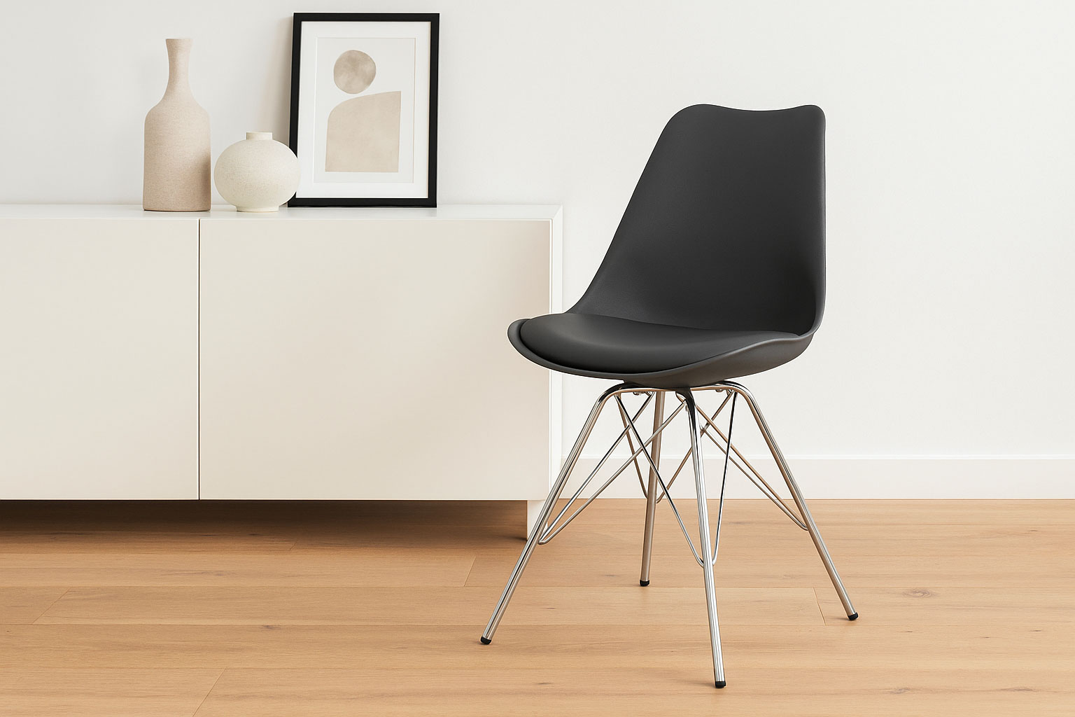 Esszimmerstuhl Schalenstuhl schwarz matt Füße aus Chrom LEKUES