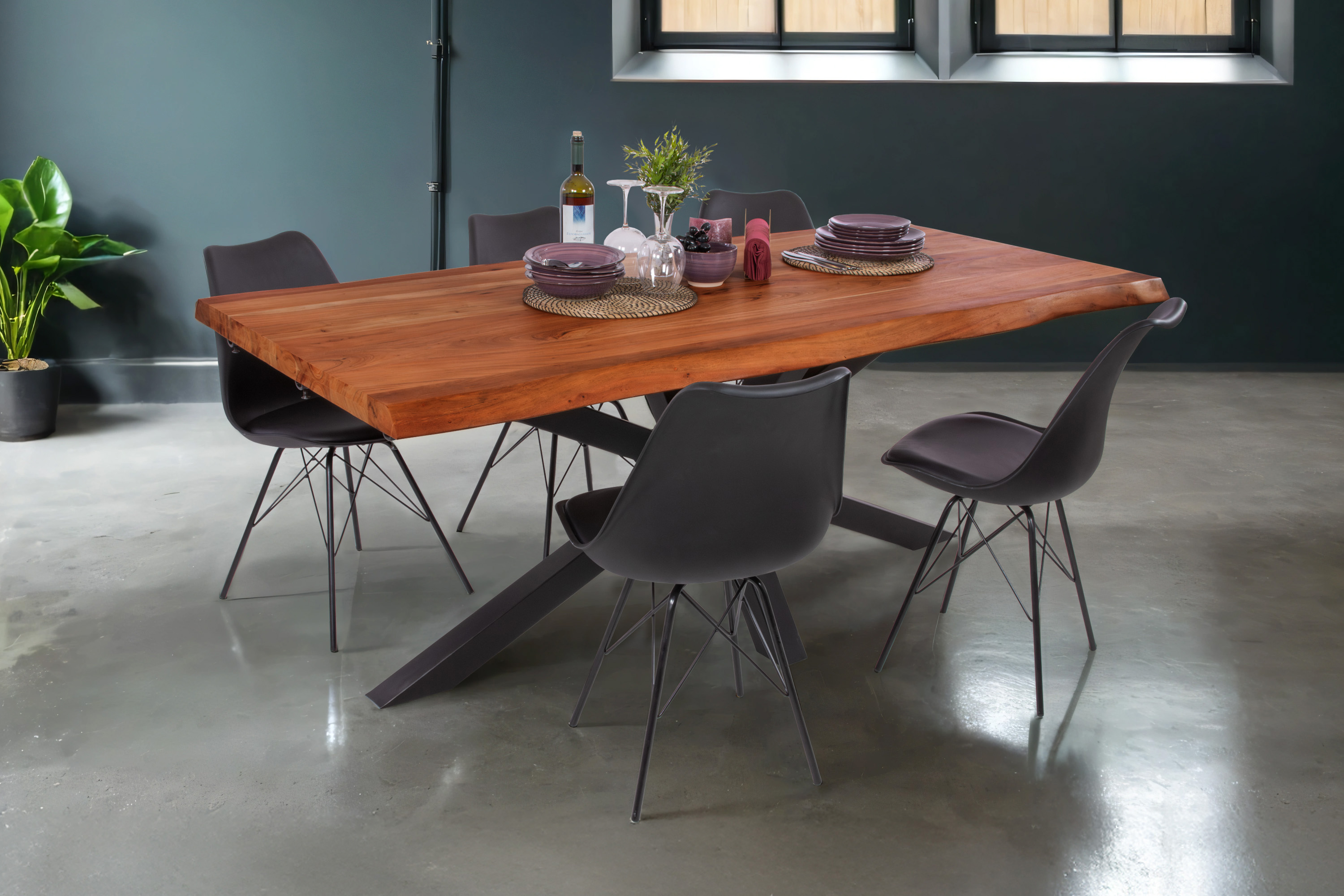 Esstisch Baumkante Akazie nuss 160 (260) x 90 cm Spider-Gestell schwarz mit Ansteckplatten CALI