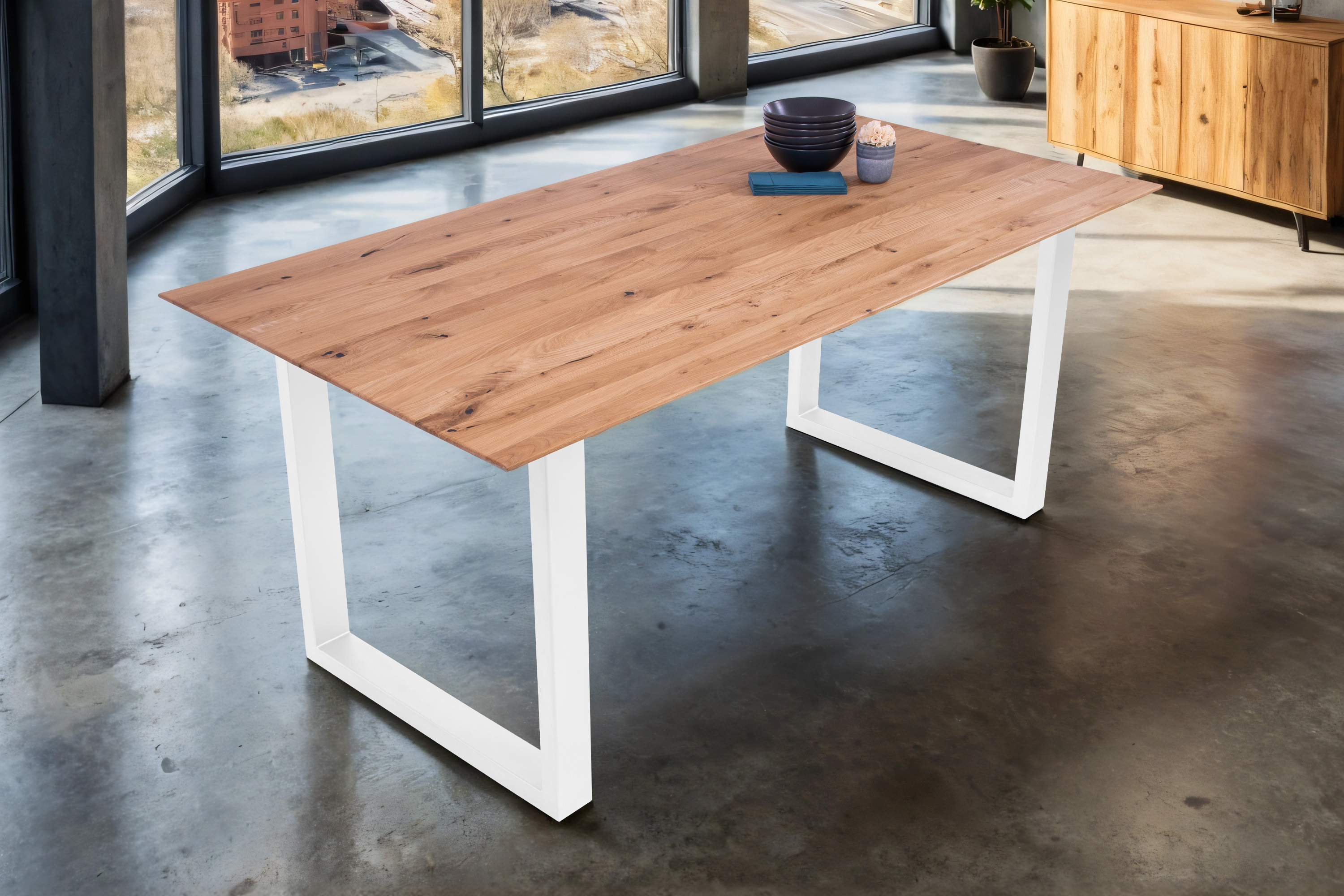 Esszimmertisch Schweizer Kante eckig massiv & geölt Eiche 180x90 weiß U-Gestell Lotte