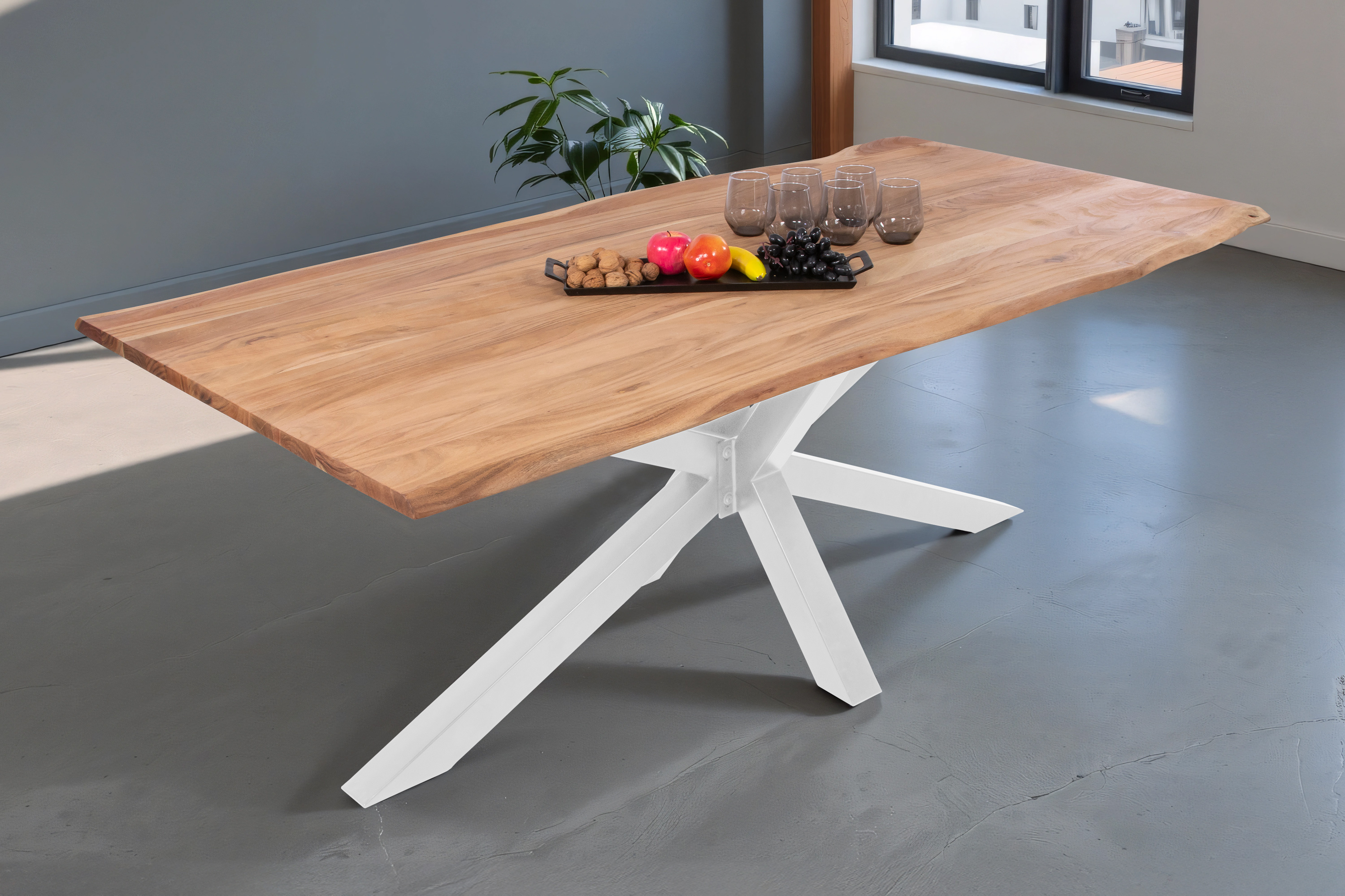 Esstisch Baumkante massiv Akazie eichefarben 180 x 90 cm Spider-Gestell weiß DEREK