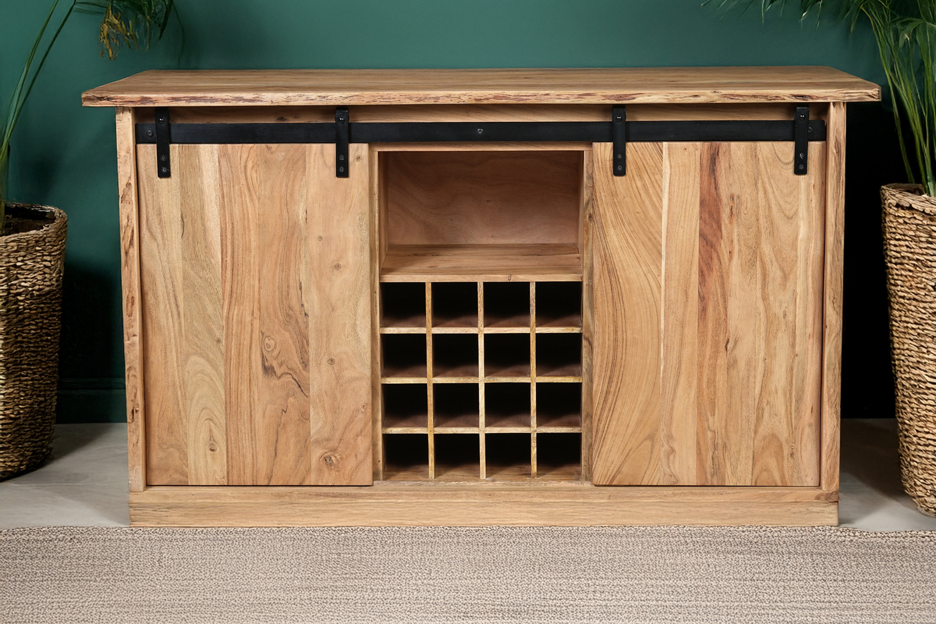 Wein-Sideboard Baumkante 85 x 45 x 145 cm Akazienholz massiv naturfarben LIAN I