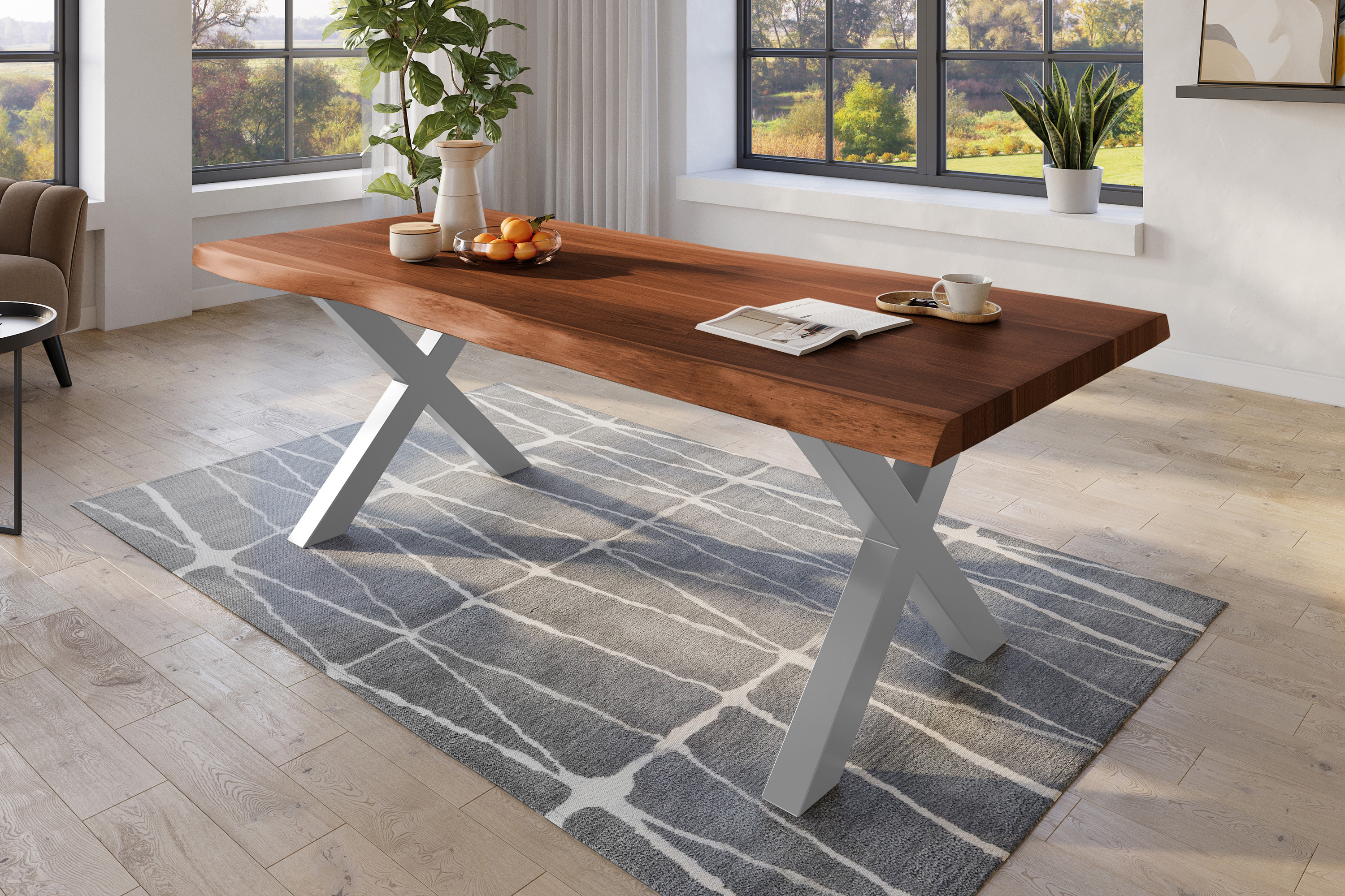 Esstisch Baumkante massiv Akazie nussbaumfarben 240 x 120 X-Gestell Metall silber TITAN