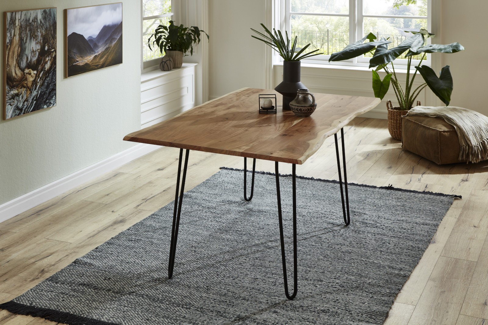  Esstisch Baumkante massiv Akazie natur 90x90 Hairpin-Gestell schwarz HANNAH