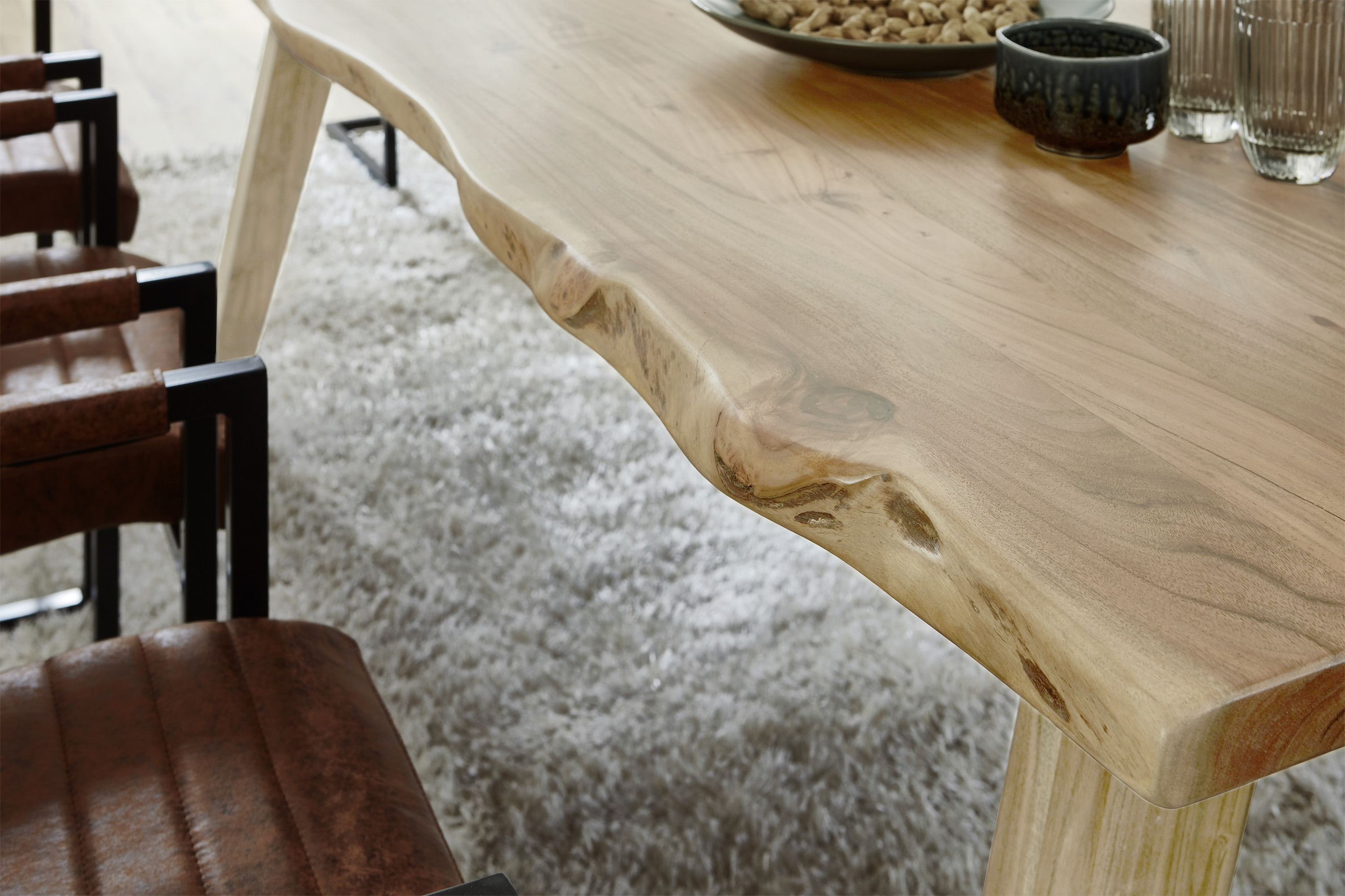 Esstisch Baumkante massiv Akazie natur 200 x 100 A-Holzgestell naturfarben NELE