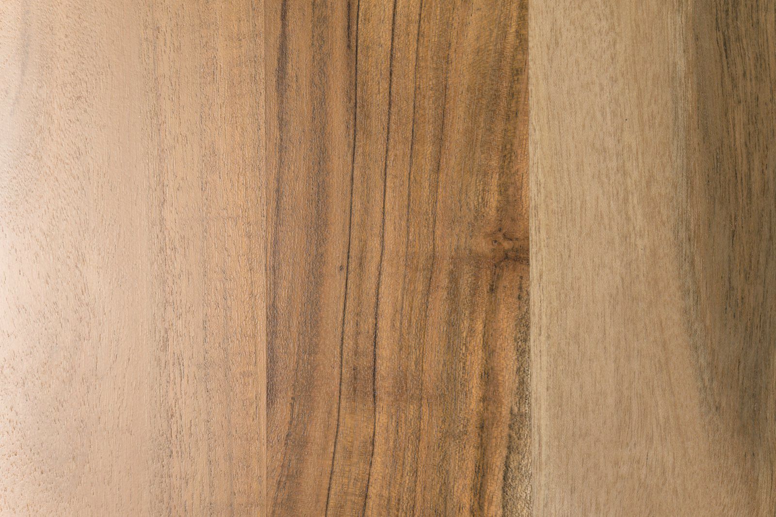 Esstisch Baumkante massiv Akazie eichefarben 80 x 80 schwarz NIAH