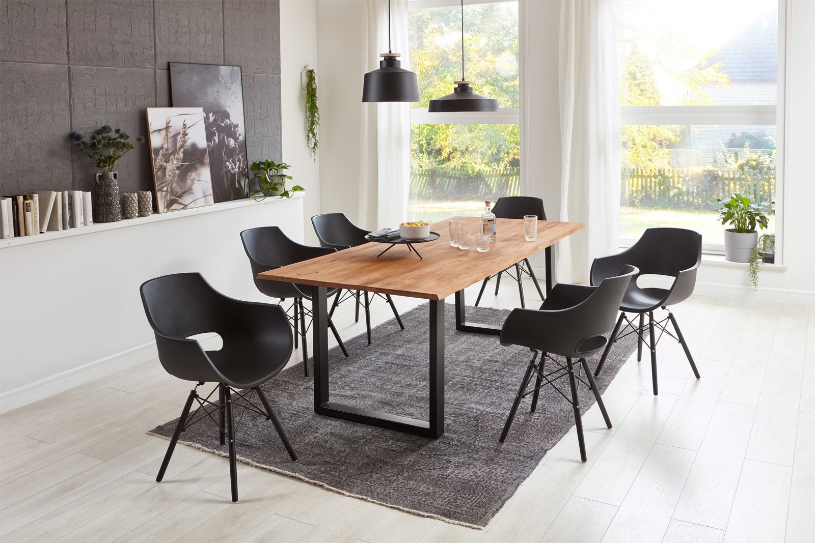 Esstisch Baumkante Massiv Wildeiche 180 x 90 schwarz SESSA