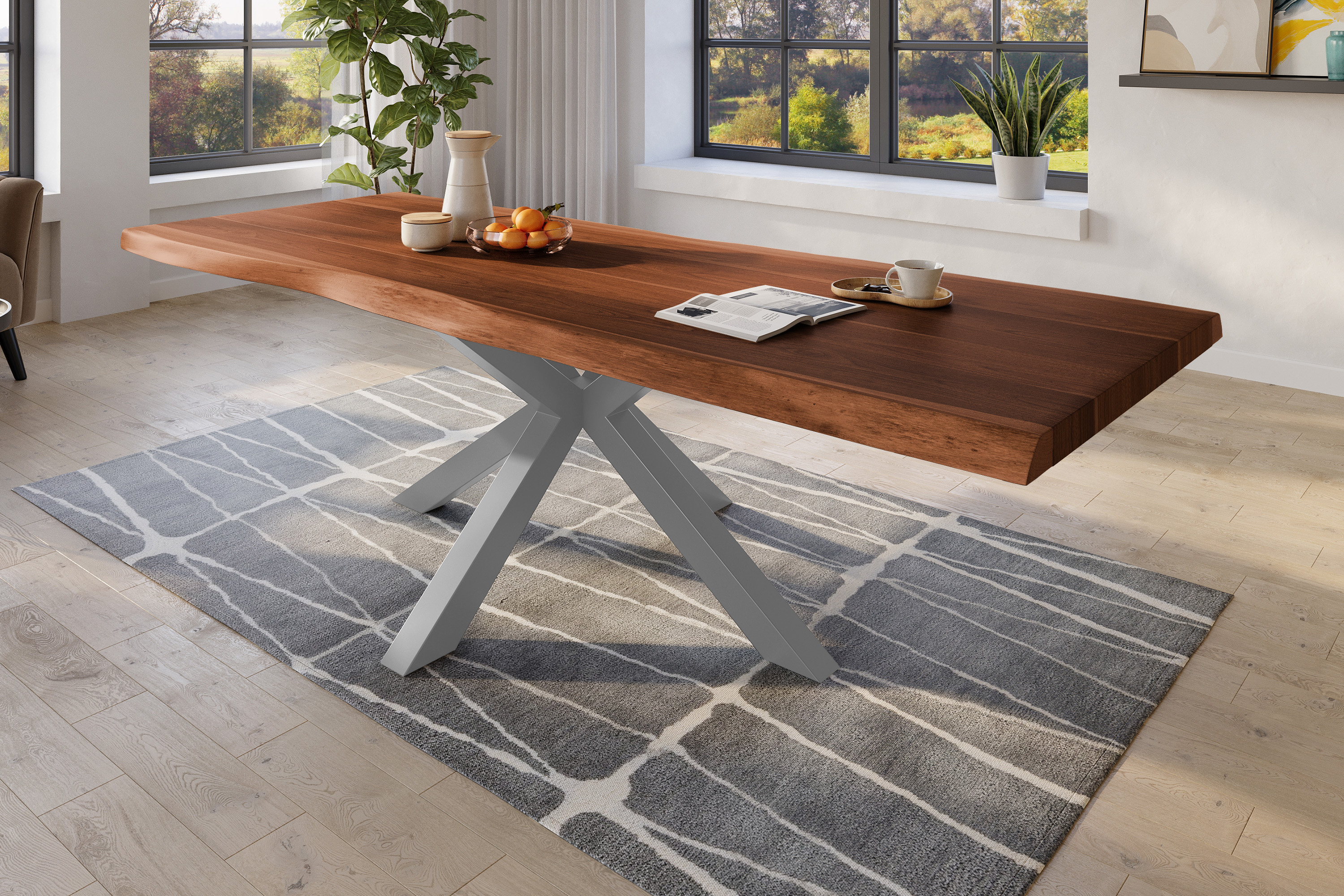 Esstisch Baumkante massiv Akazie nussbaumfarben 280 x 120 Spider-Gestell Metall silber TITAN