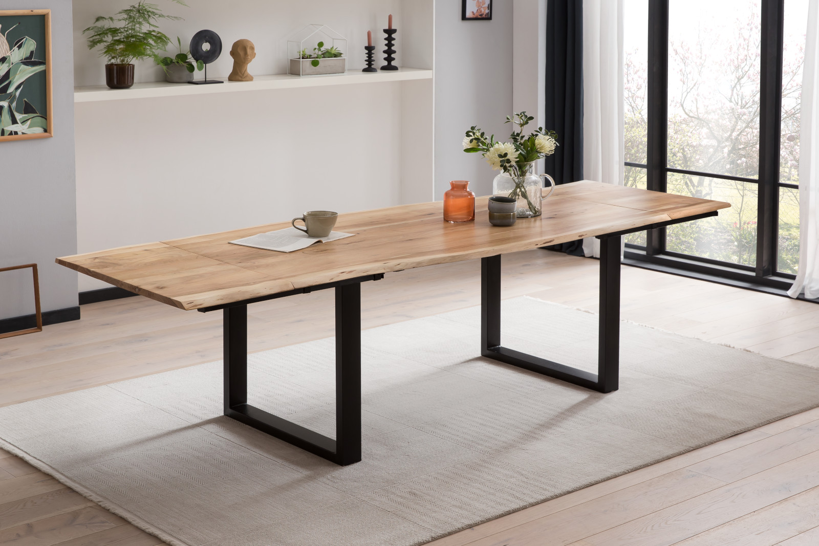 Esstisch Baumkante Akazie natur 220(320)x100 Ansteckplatten schwarz PAULO
