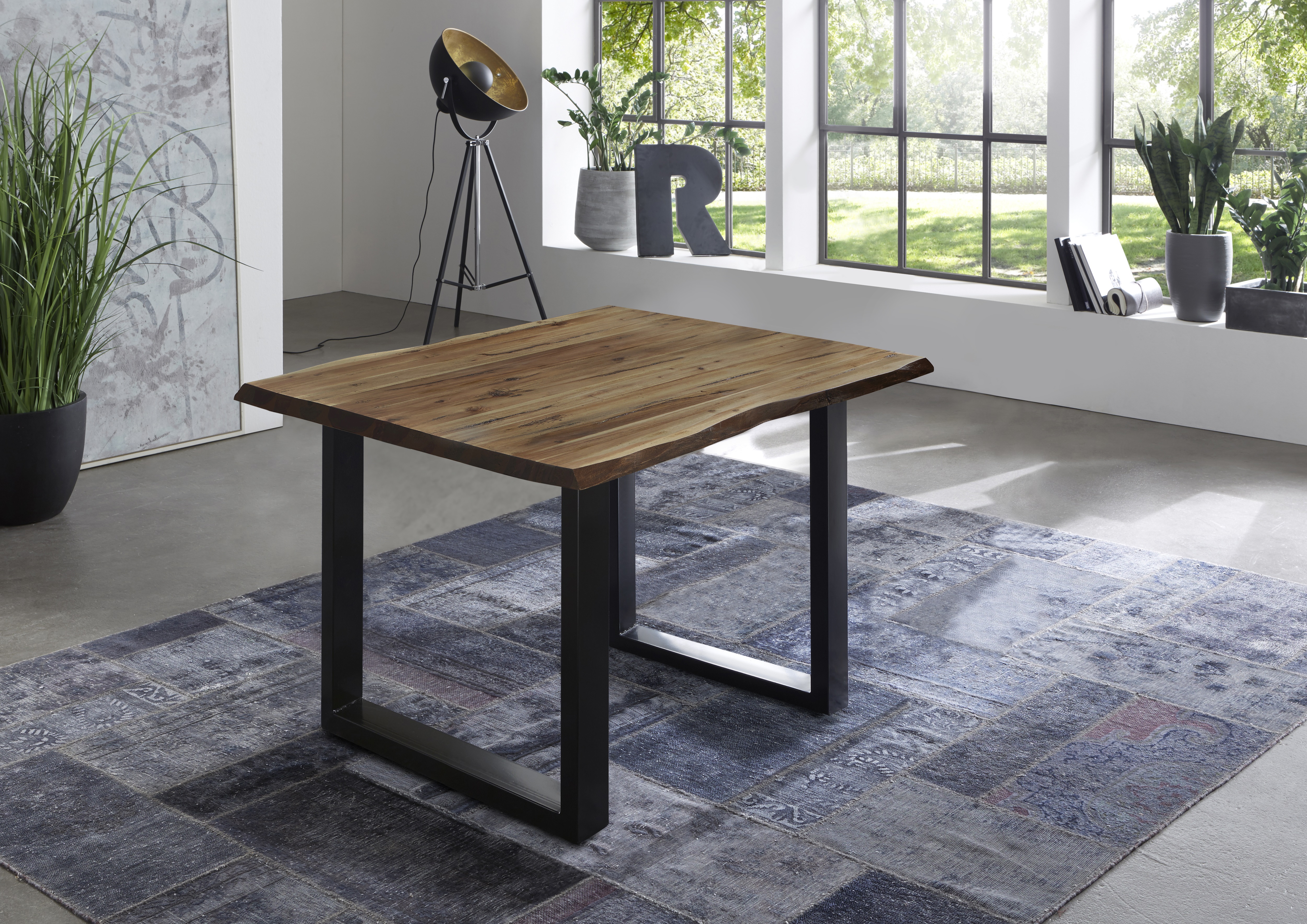  Bartisch Baumkante massiv Akazie natur 80 x 80 schwarz Quebec