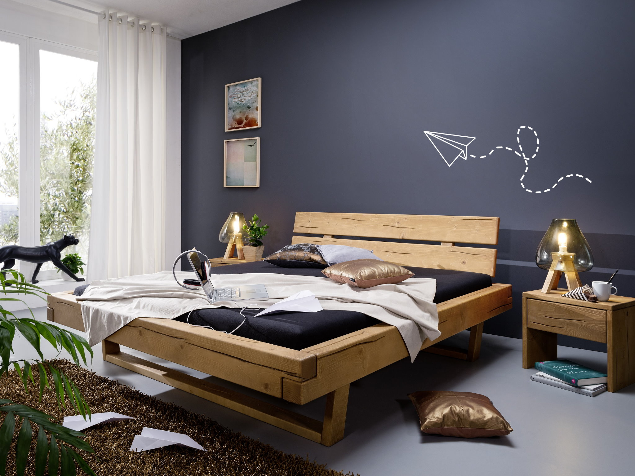  Balkenbett Bojan 160x200cm, Fichte honigfarben, Holzbett massiv, gebeizt + geölt, geteiltes Kopfteil