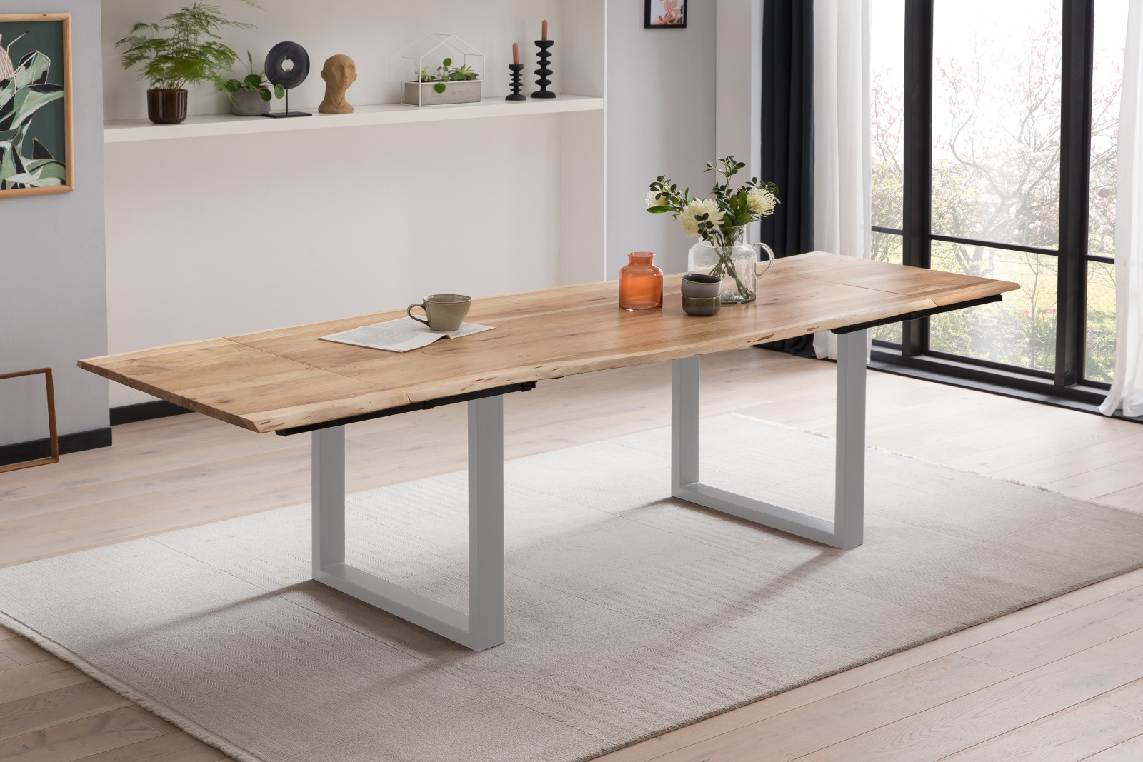 Esstisch Baumkante Akazie natur 200(300)x100 Ansteckplatten silber PAULO