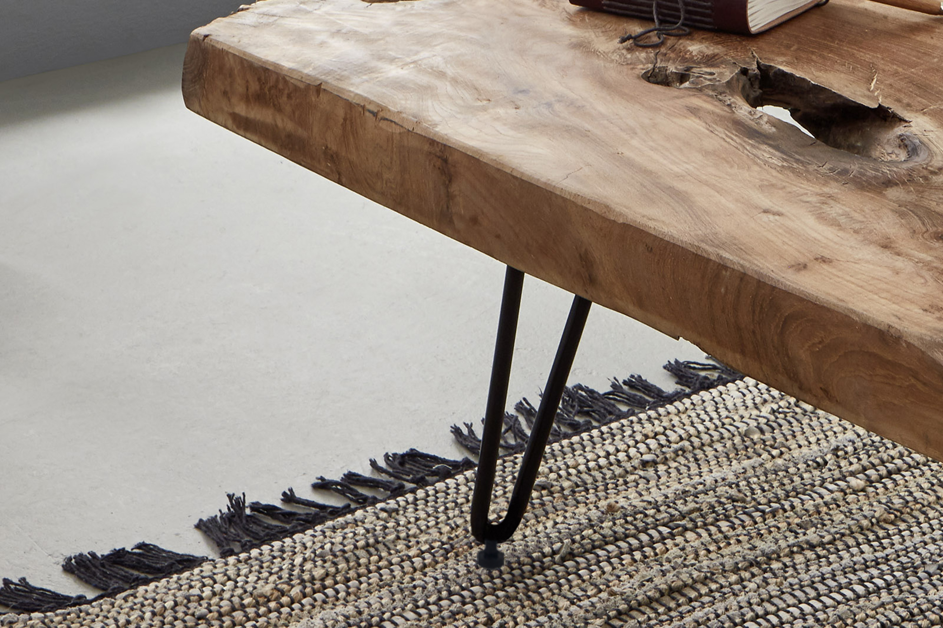 Couchtisch Beistelltisch Teakholz Hairpin-Gestell 100 x 40 x 40 cm schwarz ISANA