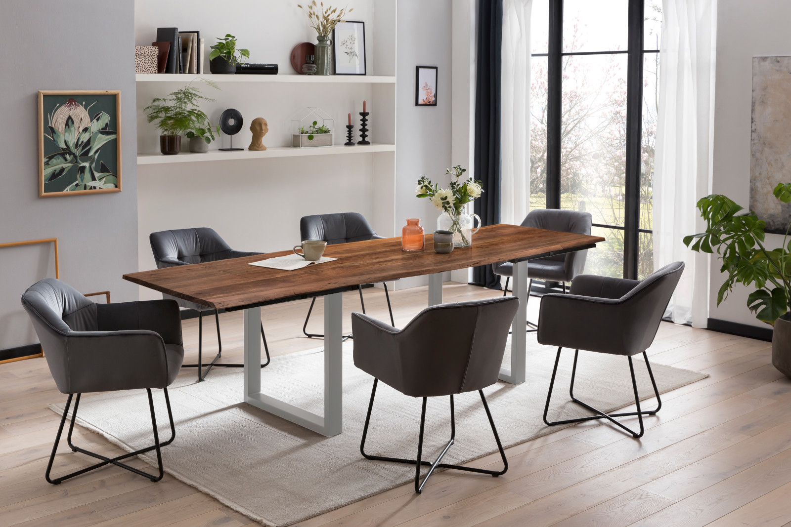 Esstisch Baumkante Akazie nuss 220(320)x100 Ansteckplatten silber PAULO