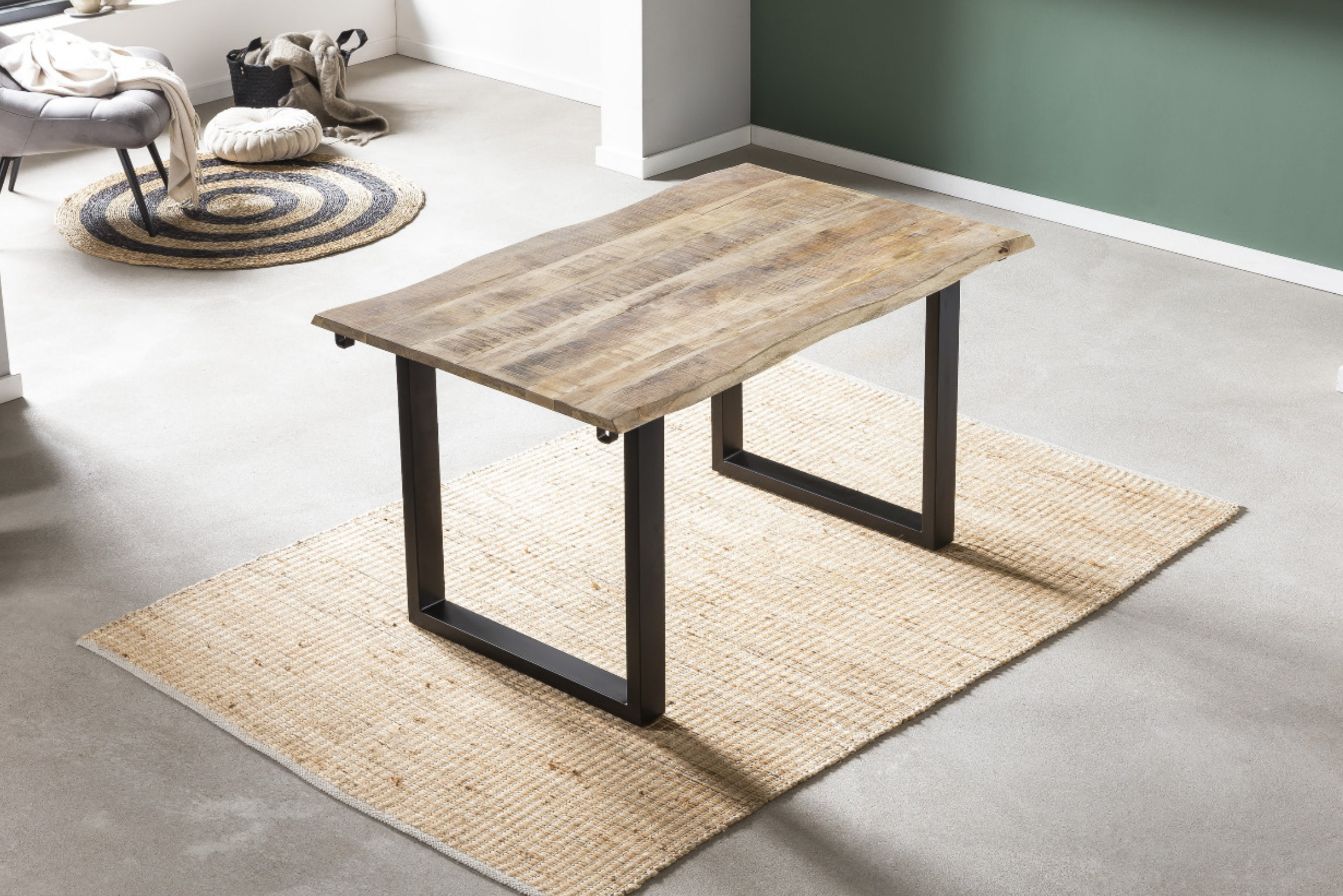 Esstisch Baumkante Mango natur 220 (320) x 100 cm Ansteckplatten schwarz NOAR