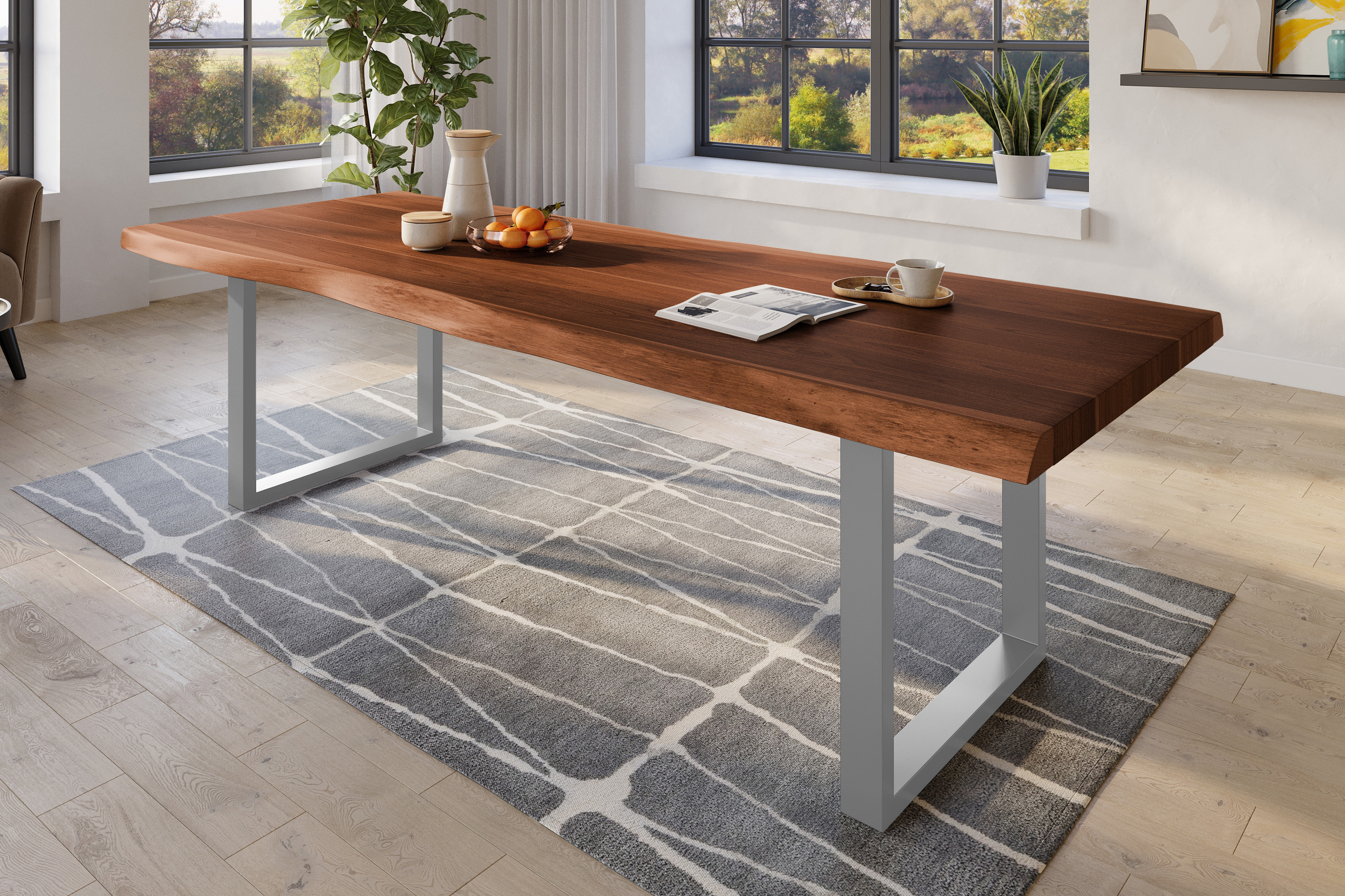 Esstisch Baumkante massiv Akazie nussbaumfarben 260 x 110 U-Gestell Metall silber TITAN