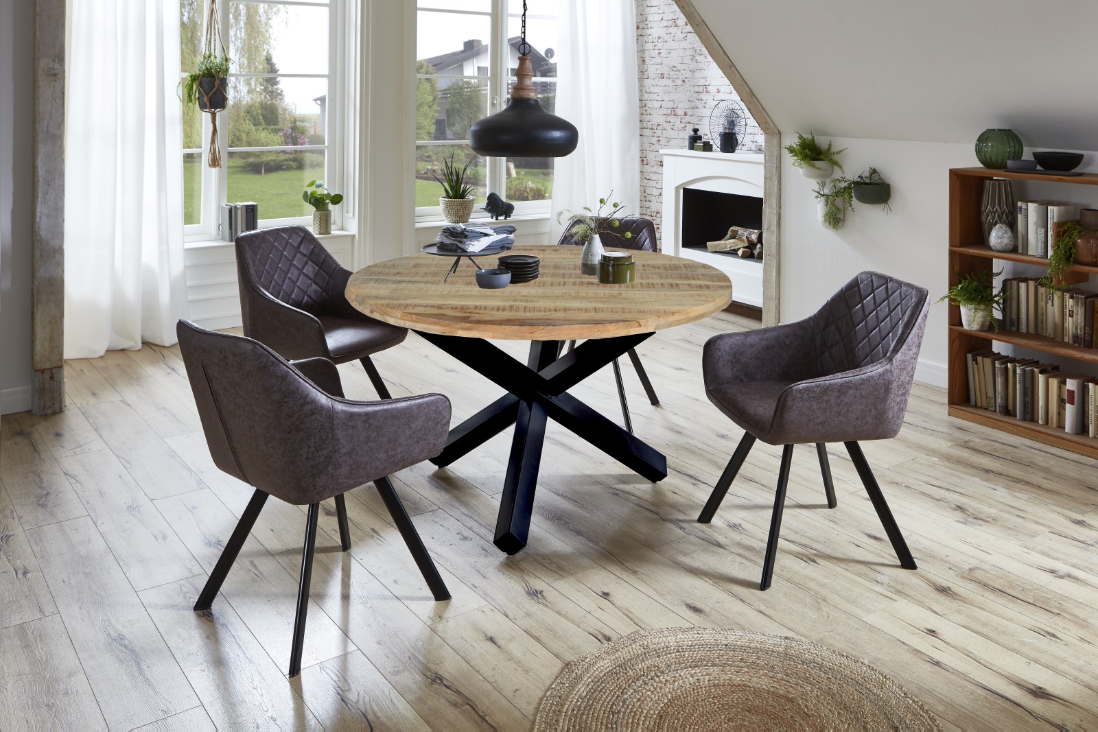 Esszimmertisch rund 130 cm Mangoholz Natur Schwarz RUNIS
