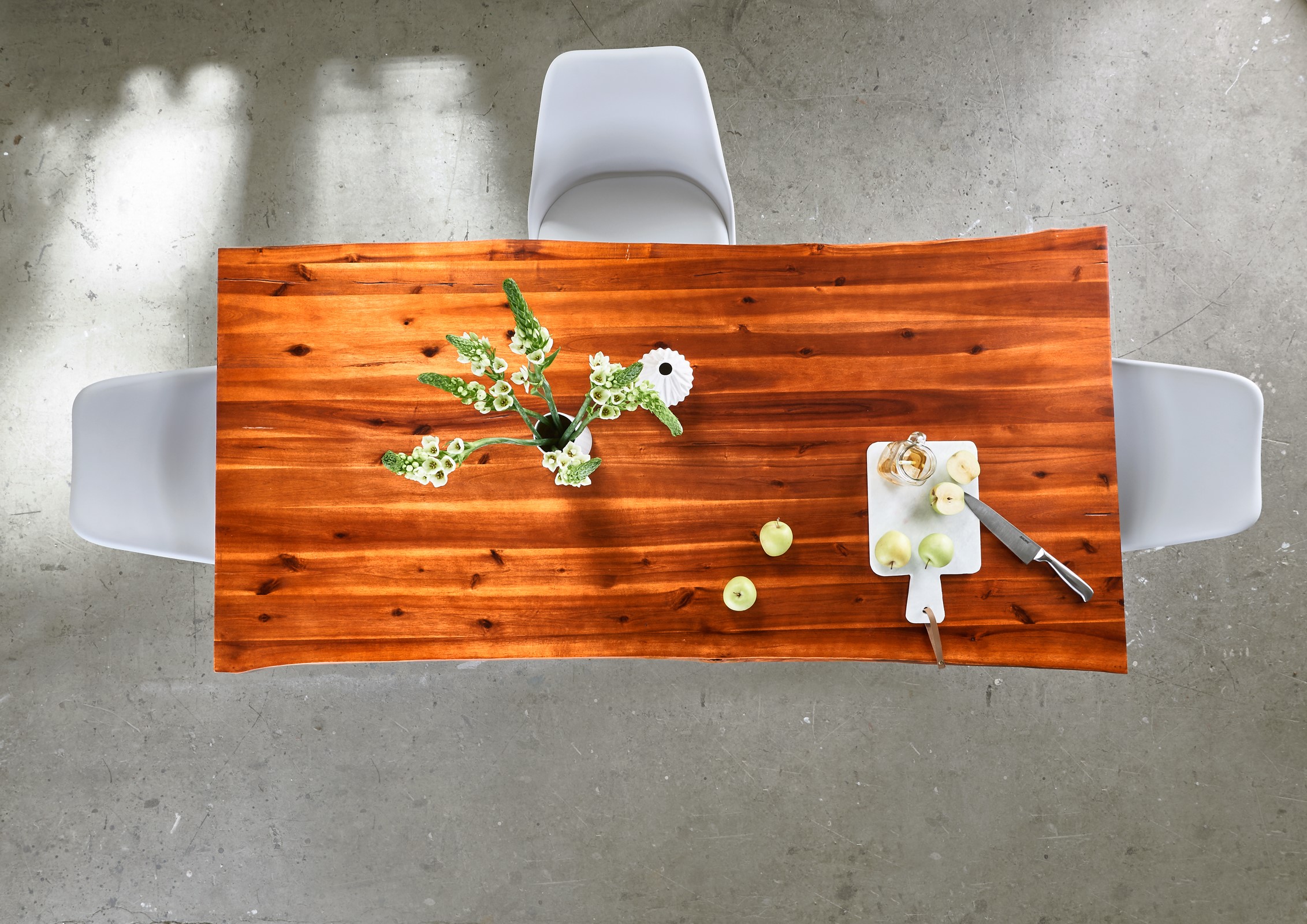  Esstisch Baumkante massiv Akazie cognac 180 x 90 silber IMKA
