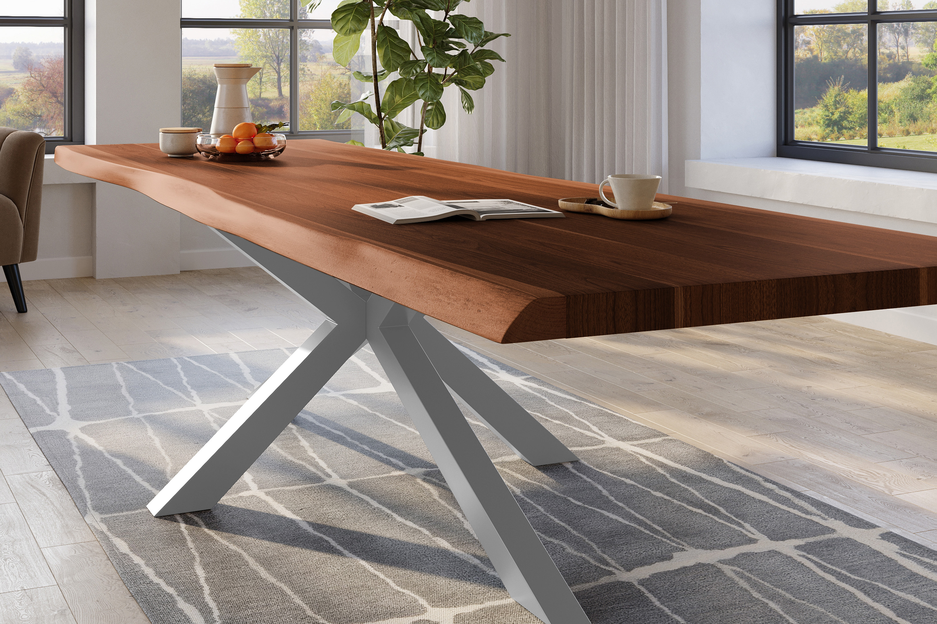 Esstisch Baumkante massiv Akazie nussbaumfarben 300 x 120 Spider-Gestell Metall silber TITAN